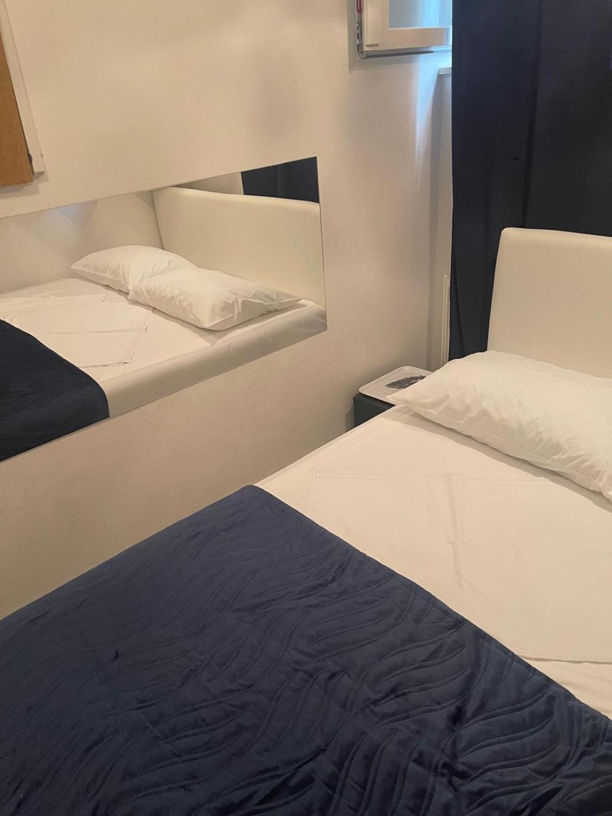 Apartmani Sea View Lokva Rogoznica Exterior foto