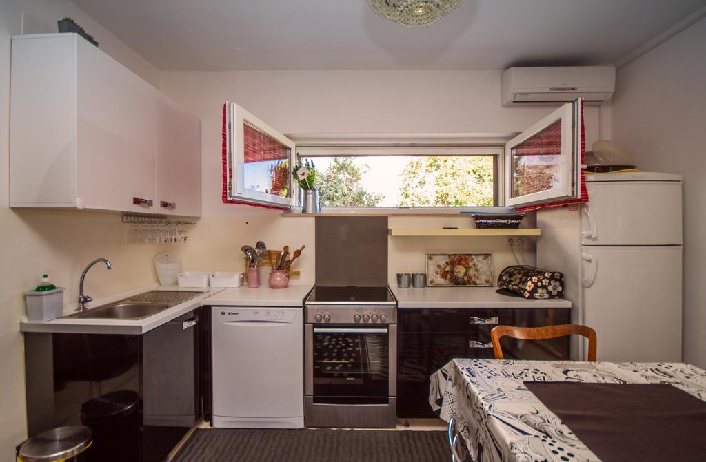 Apartmani Sea View Lokva Rogoznica Exterior foto